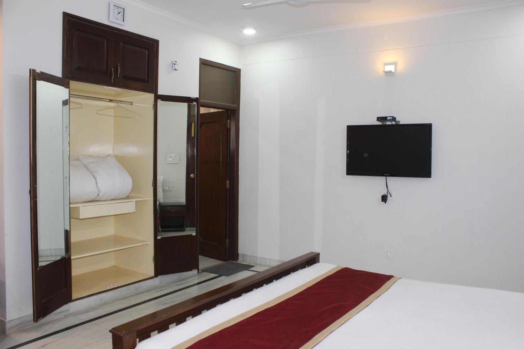 Hotel Sukhvilas Jaipur Buitenkant foto